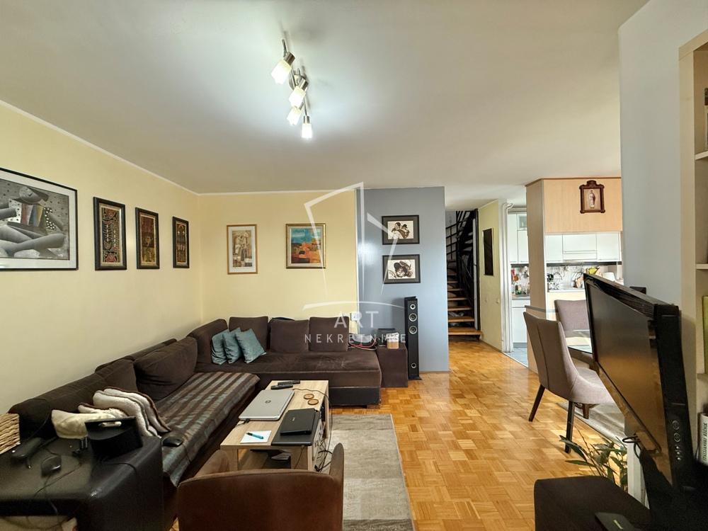 Glavna slika -Kestenova, Četvorosoban stan na prodaju, 76m2, 200.000€