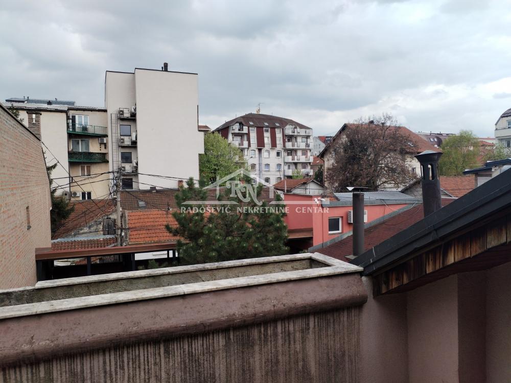 Slika 11 - Južni Bulevar, Dvoiposoban stan za izdavanje, 80m2, 600€