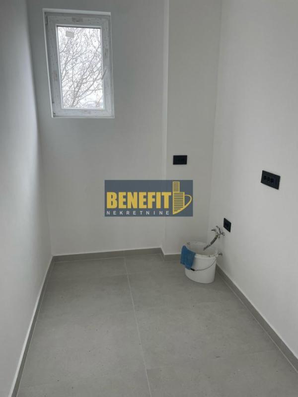 Slika 3 -  Lokal na prodaju, 295m2, 790.000€