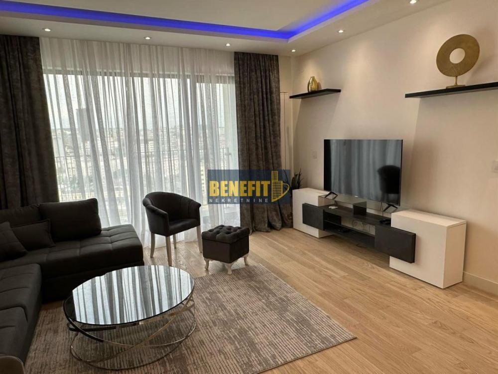 Glavna slika -Trosoban stan za izdavanje, 76m2, 1.900€