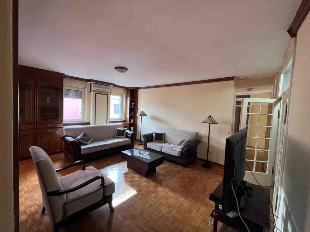 Glavna slika -Kičevska, Četvorosoban stan za izdavanje, 117m2, 1.250€