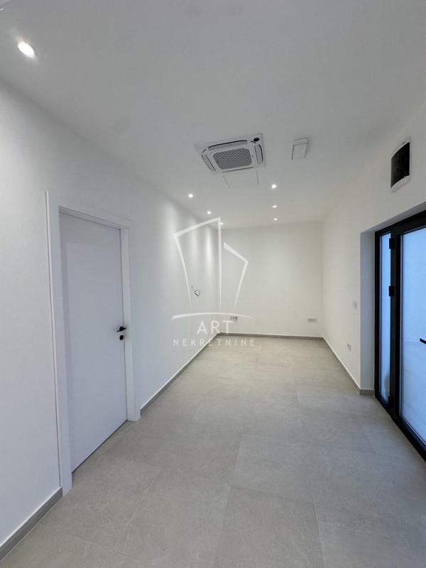 Slika 5 - Požeška,  Lokal za izdavanje, 50m2, 1.800€