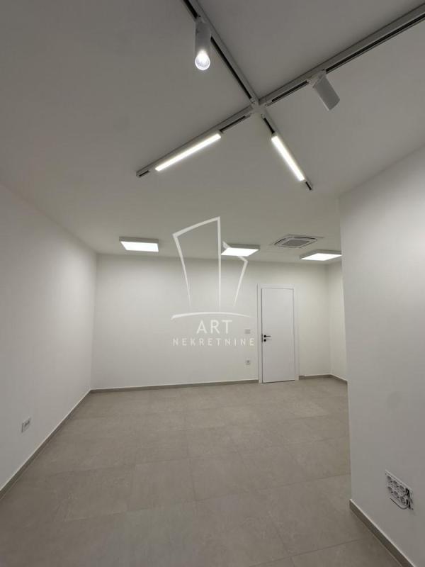 Slika 4 - Požeška,  Lokal za izdavanje, 50m2, 1.800€