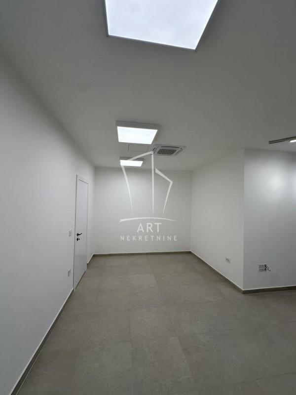 Slika 8 - Požeška,  Lokal za izdavanje, 50m2, 1.800€