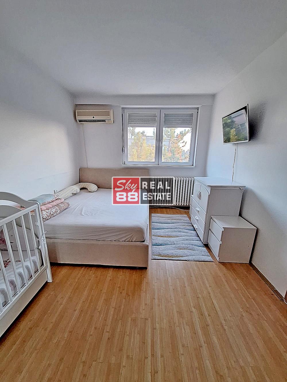 Slika 9 - Mite Rakića, Trosoban stan na prodaju, 58m2, 175.000€