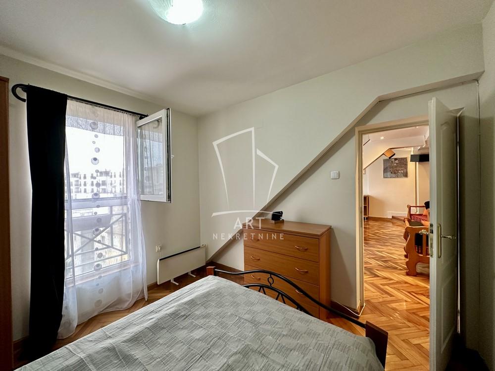 Slika 10 - 22. oktobra, Troiposoban stan na prodaju, 98m2, 350.000€