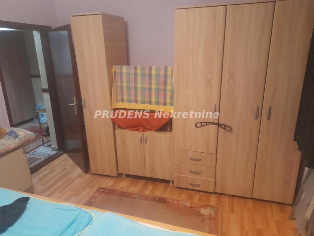 Slika 2 - Dobanovačka,  Kuća na prodaju, 220m2, 215.000€