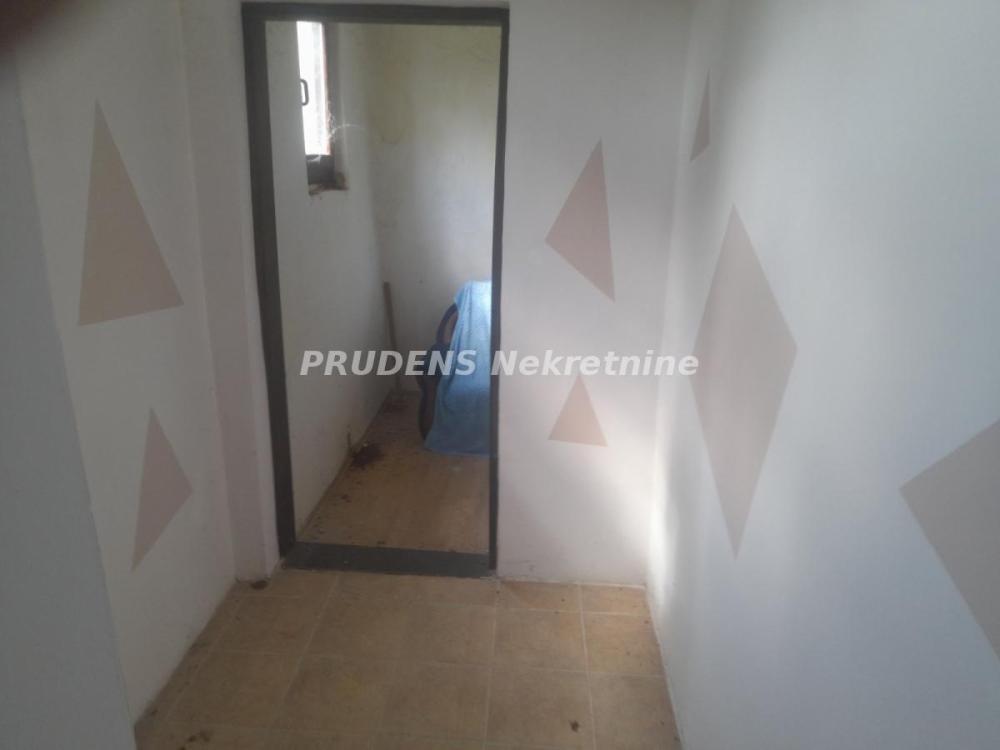 Slika 7 - Vojvođanska,  Kuća na prodaju, 318m2, 295.000€