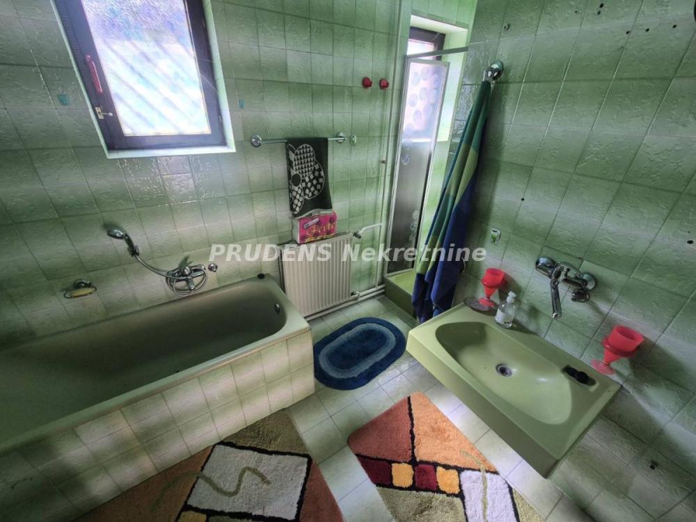 Slika 11 - Vojvođanska,  Kuća na prodaju, 318m2, 295.000€