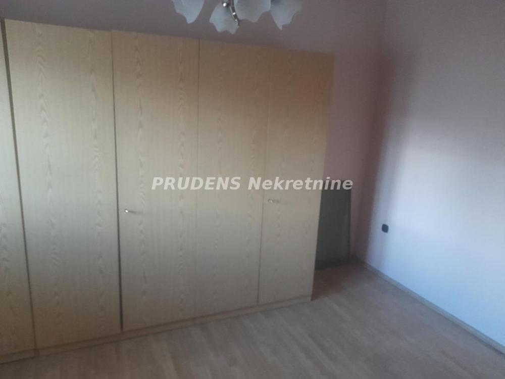 Slika 8 - Vojvođanska,  Kuća na prodaju, 318m2, 295.000€