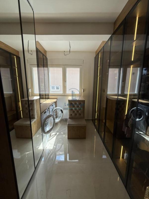 Slika 10 - Dvoiposoban stan na prodaju, 70m2, 160.000€