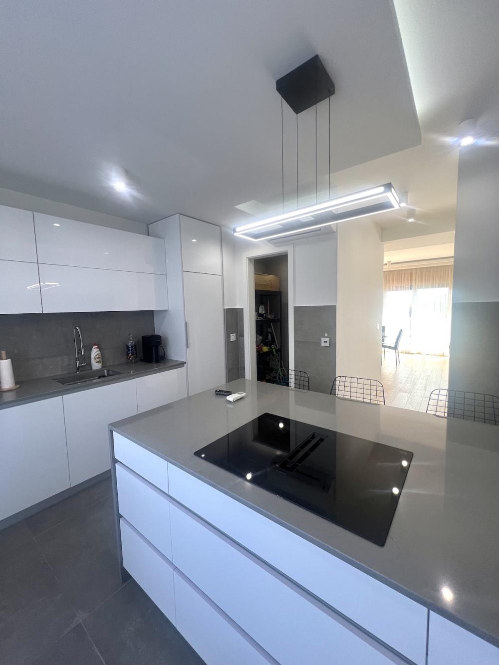 Slika 8 - Nebojsina, Četvorosoban stan za izdavanje, 237m2, 4.000€