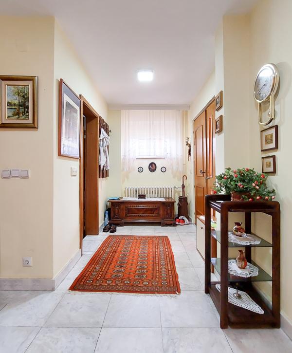 Slika 2 - Porodice Ilic,  Kuća na prodaju, 295m2, 300.000€