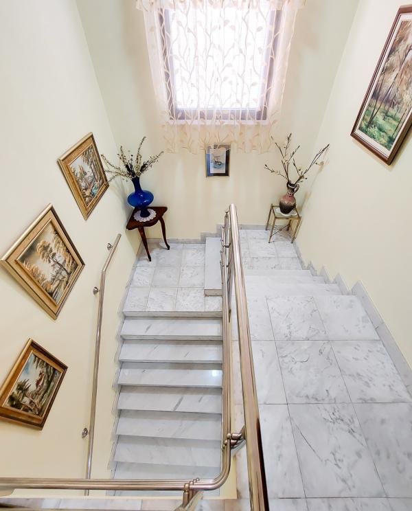 Slika 8 - Porodice Ilic,  Kuća na prodaju, 295m2, 300.000€