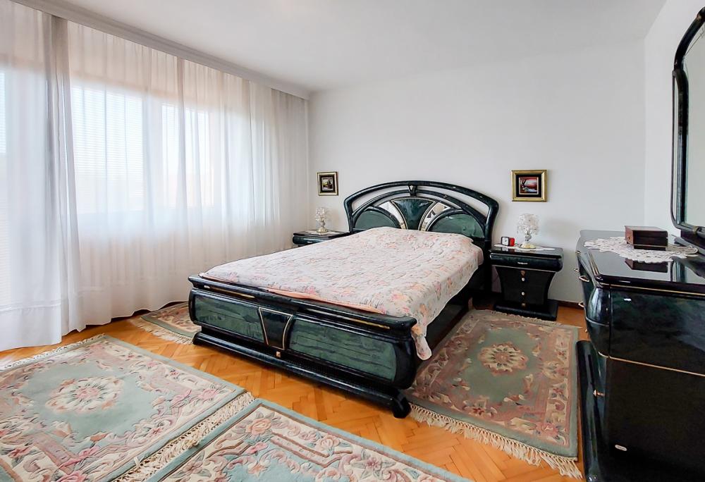 Slika 11 - Porodice Ilic,  Kuća na prodaju, 295m2, 300.000€