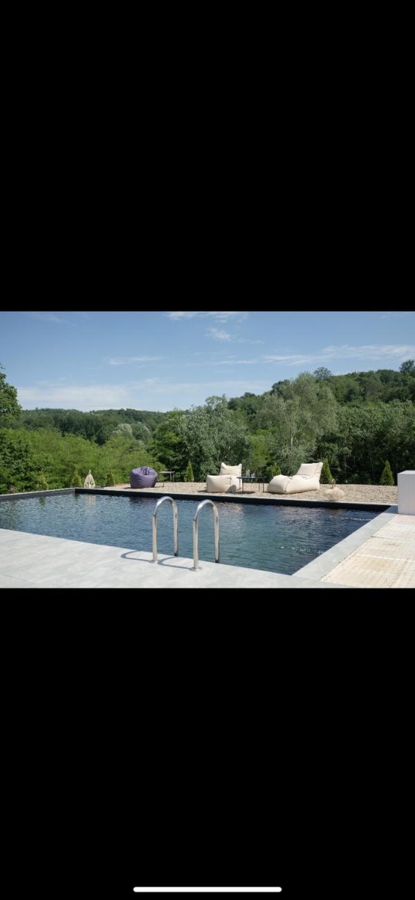 Slika 1 - Bogosava Filipovica,  Kuća na prodaju, 250m2, 380.000€