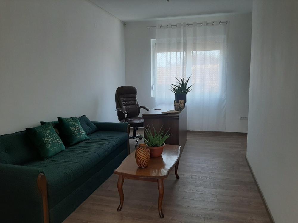 Slika 5 - Kapetana Milutina Stokica, Kuća na prodaju, 473m2, 288.000€