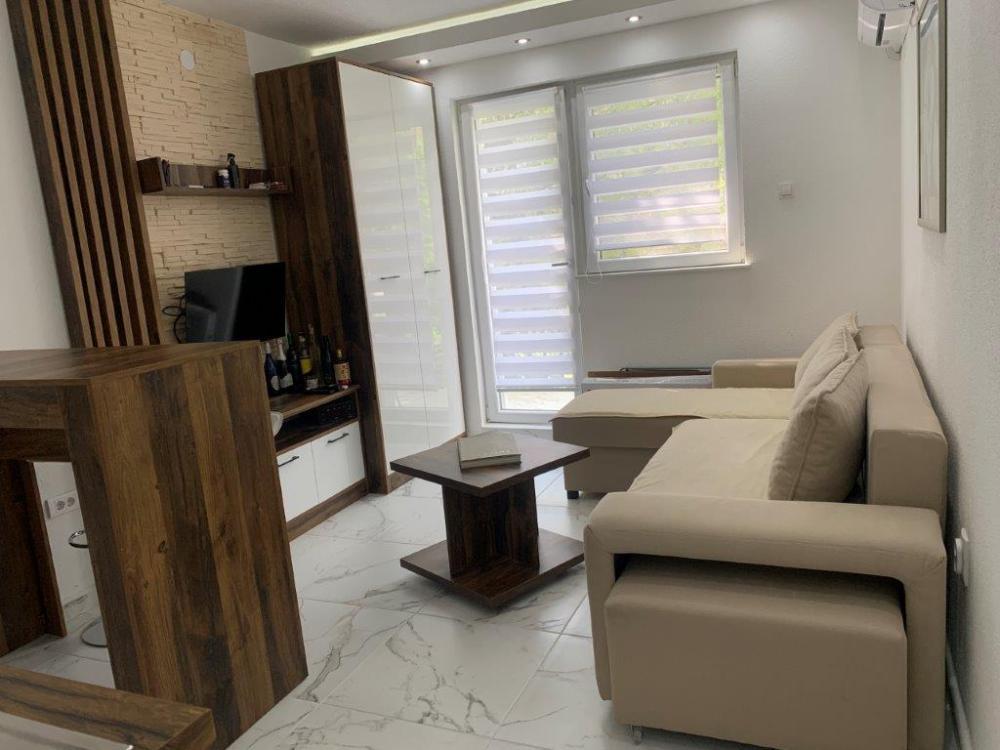 Glavna slika -Salvadora Aljendea, Jednosoban stan na prodaju, 25m2, 104.000€