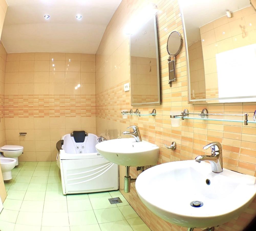 Slika 7 - Djevdjelijska, Četvorosoban stan na prodaju, 157m2, 380.000€