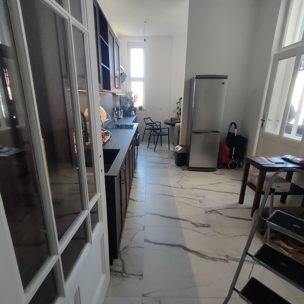 Slika 1 - Resavska, Petosoban stan na prodaju, 188m2, 900.000€