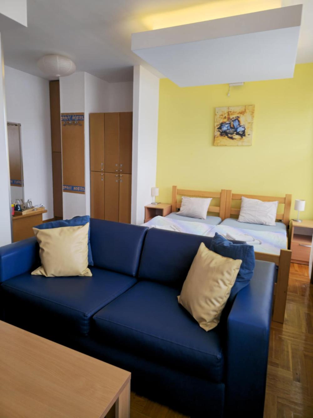 Slika 2 - Brace Baruh,  Lokal za izdavanje, 180m2, 1.800€