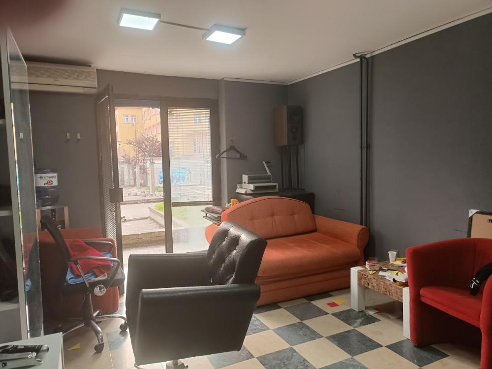 Slika 3 - Vojvode Milenka,  Lokal na prodaju, 24m2, 78.000€