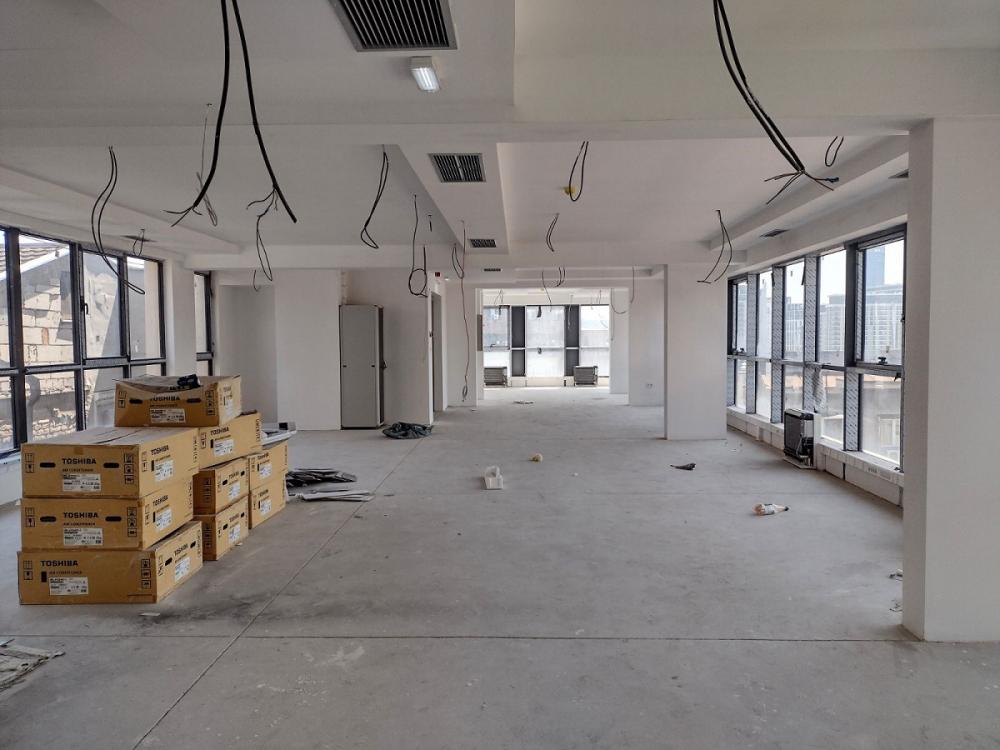 Slika 8 - Jug Bogdanova,  Lokal na prodaju, 2436m2, 7.500.000€