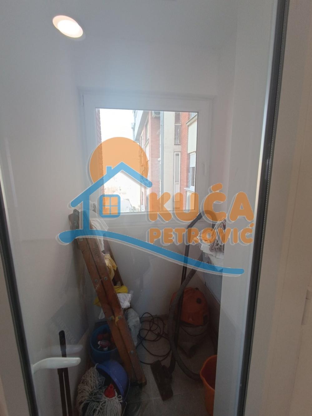 Slika 4 - Nade Tomić,  Lokal za izdavanje, 229m2, 1.600€