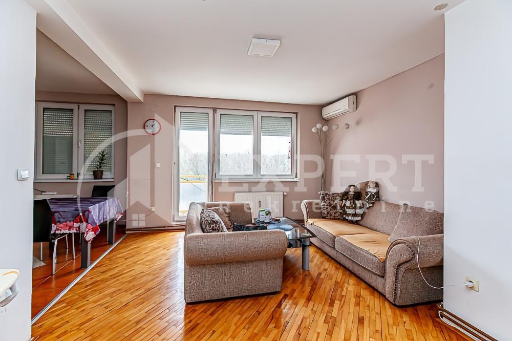 Glavna slika -Narodnih heroja, Četvorosoban stan na prodaju, 95m2, 145.000€