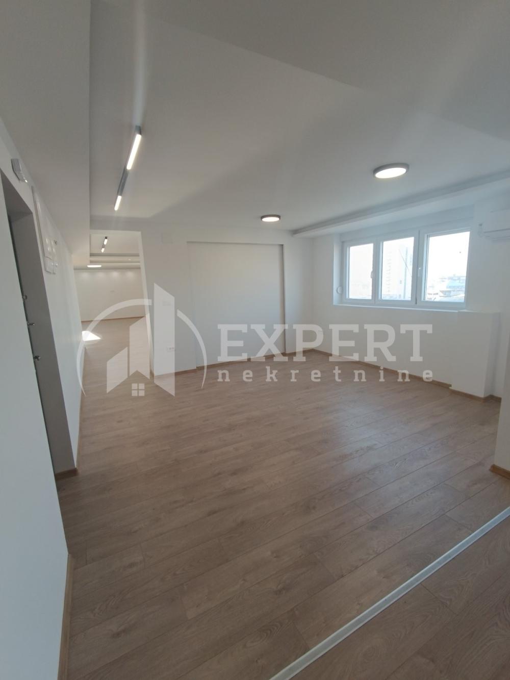 Slika 2 - Nade Tomić,  Lokal za izdavanje, 229m2, 1.600€