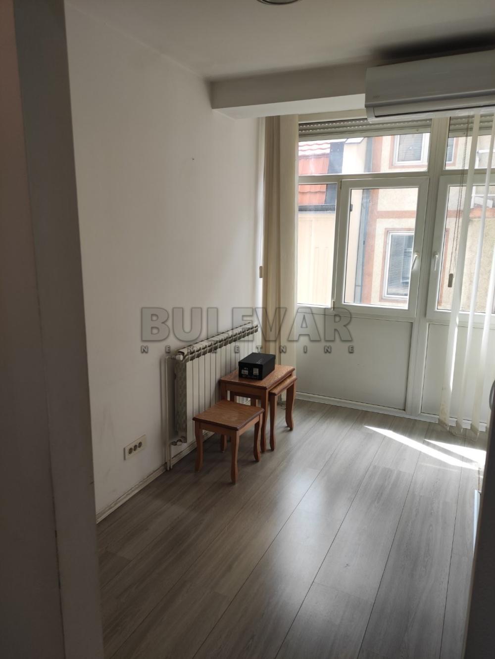 Glavna slika -Obrenovićeva, Jednoiposoban stan za izdavanje, 44m2, 350€