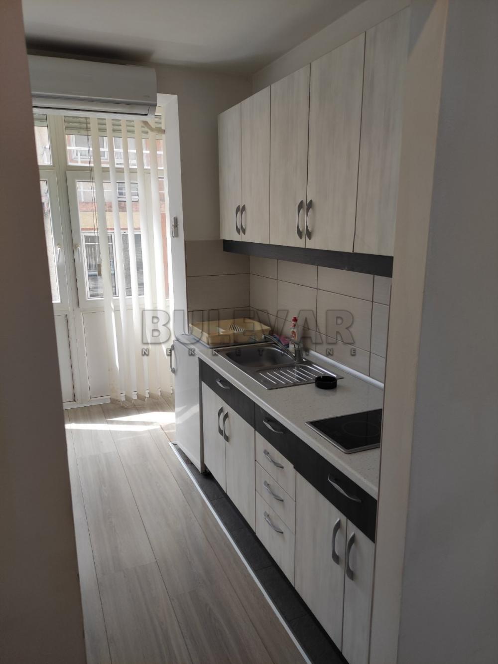 Slika 7 - Obrenovićeva, Jednoiposoban stan za izdavanje, 44m2, 350€