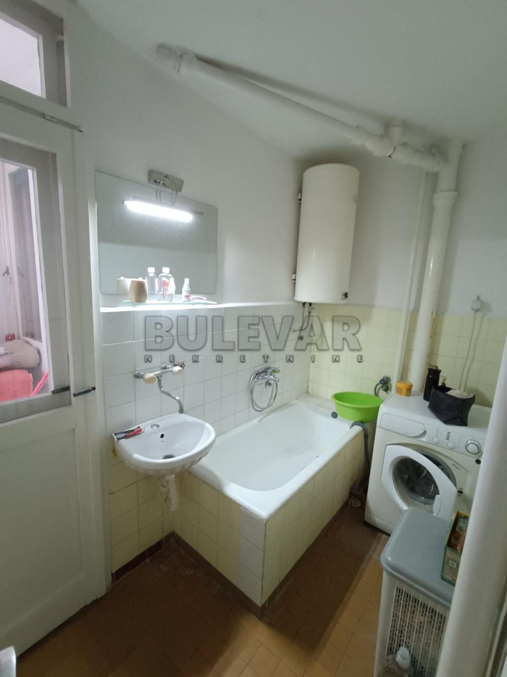 Slika 7 - Maksima Gorkog, Trosoban stan za izdavanje, 70m2, 300€