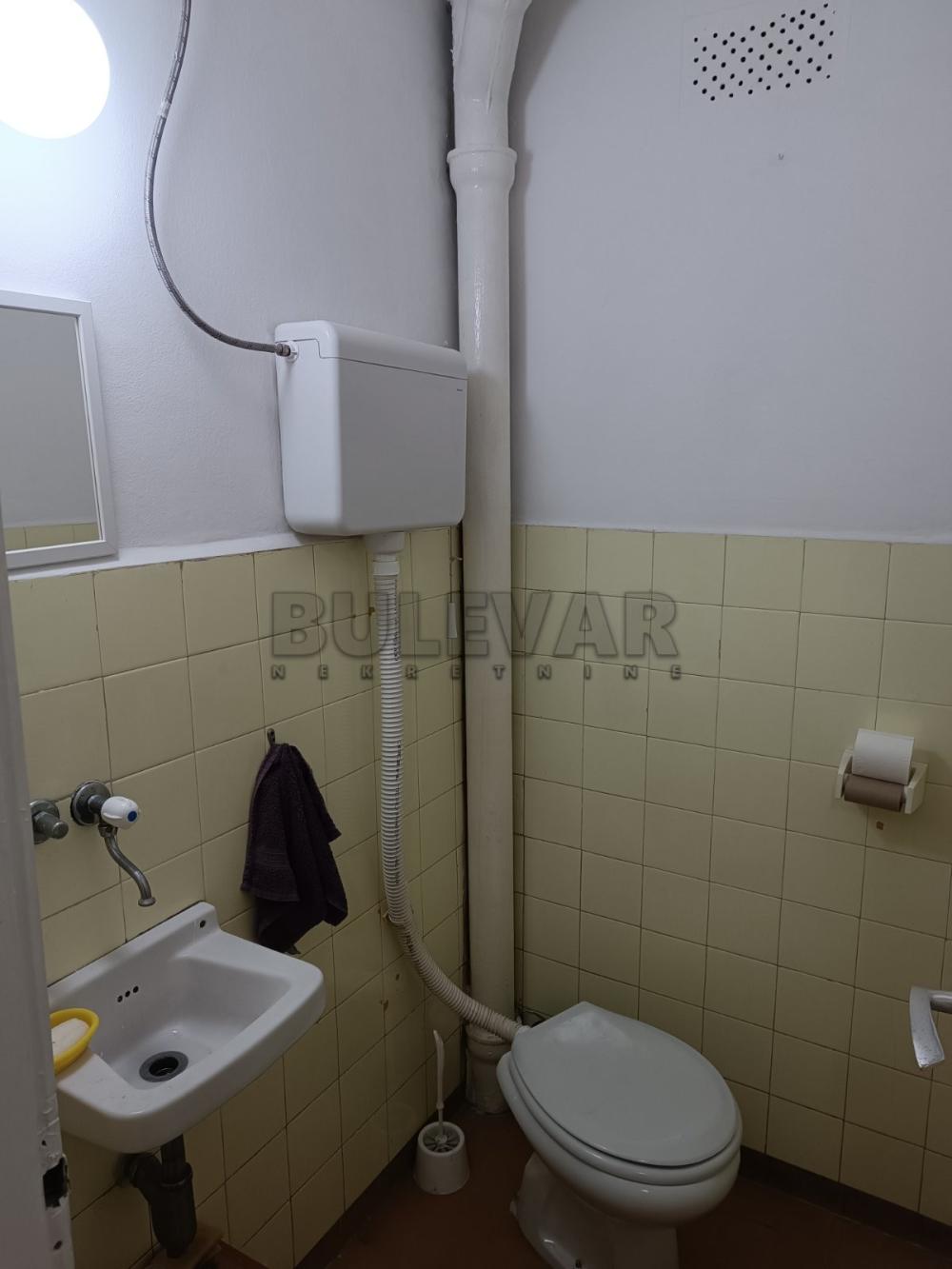 Slika 8 - Maksima Gorkog, Trosoban stan za izdavanje, 70m2, 300€