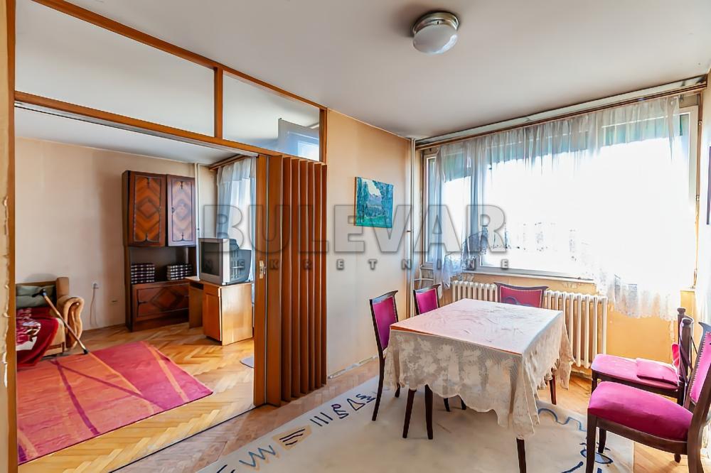 Slika 1 - Maksima Gorkog, Trosoban stan na prodaju, 74m2, 126.000€