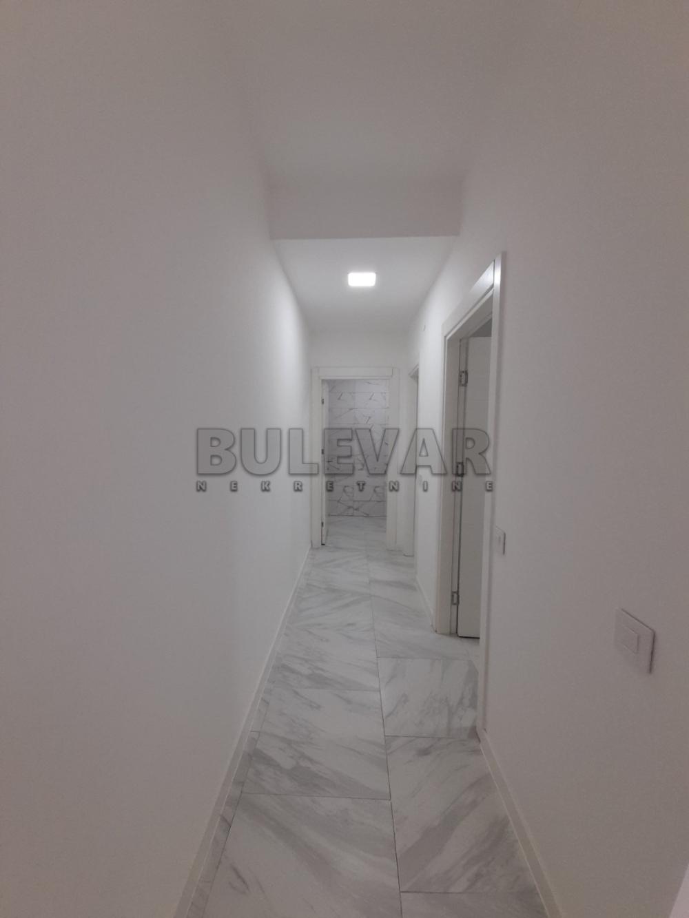 Slika 2 - Sestre Baković,  Lokal za izdavanje, 60m2, 400€