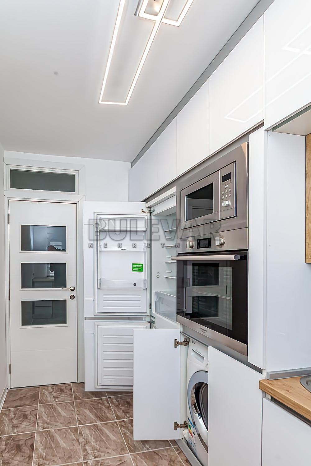 Slika 8 - Vožda Karađorđa,  Lokal za izdavanje, 51m2, 500€