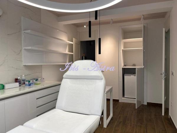 Slika 5 - Požarevačka,  Lokal za izdavanje, 42m2, 1.200€