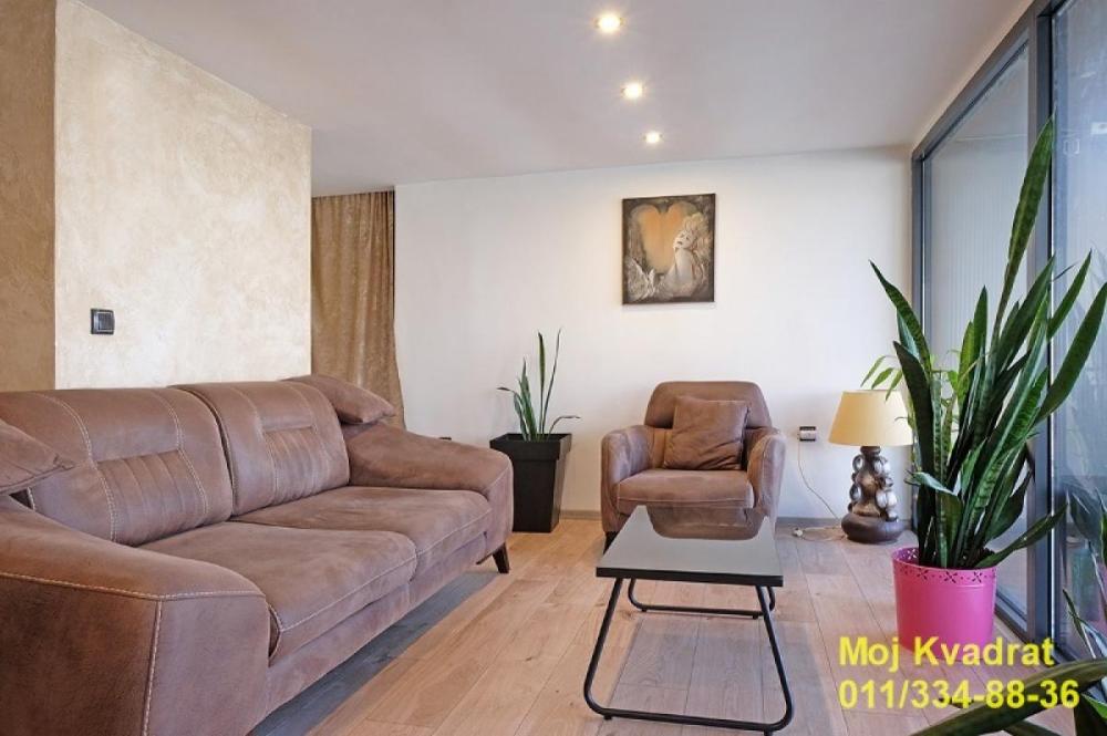 Slika 1 -  Kuća na prodaju, 240m2, 250.000€