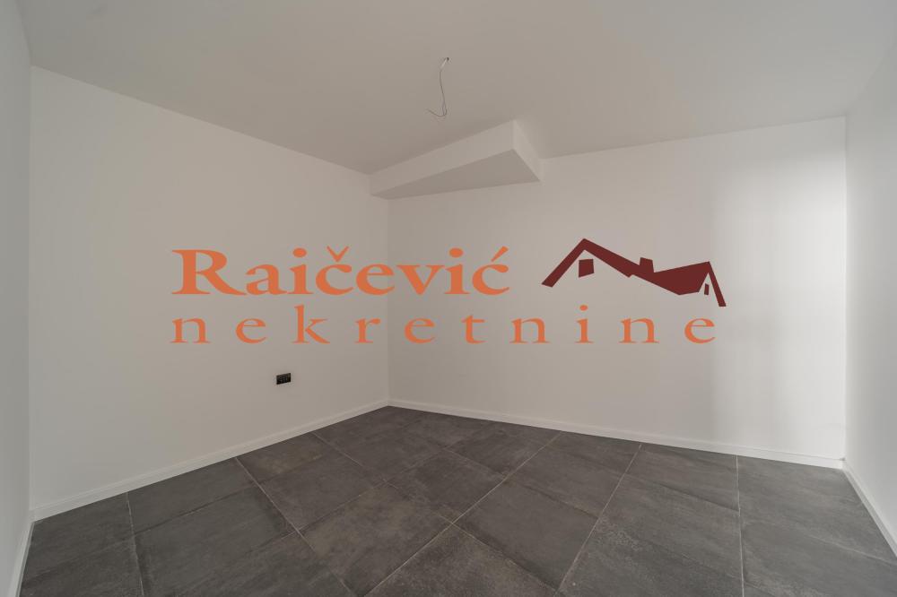 Slika 3 - Milana Rakica, Trosoban stan na prodaju, 72m2, 252.000€