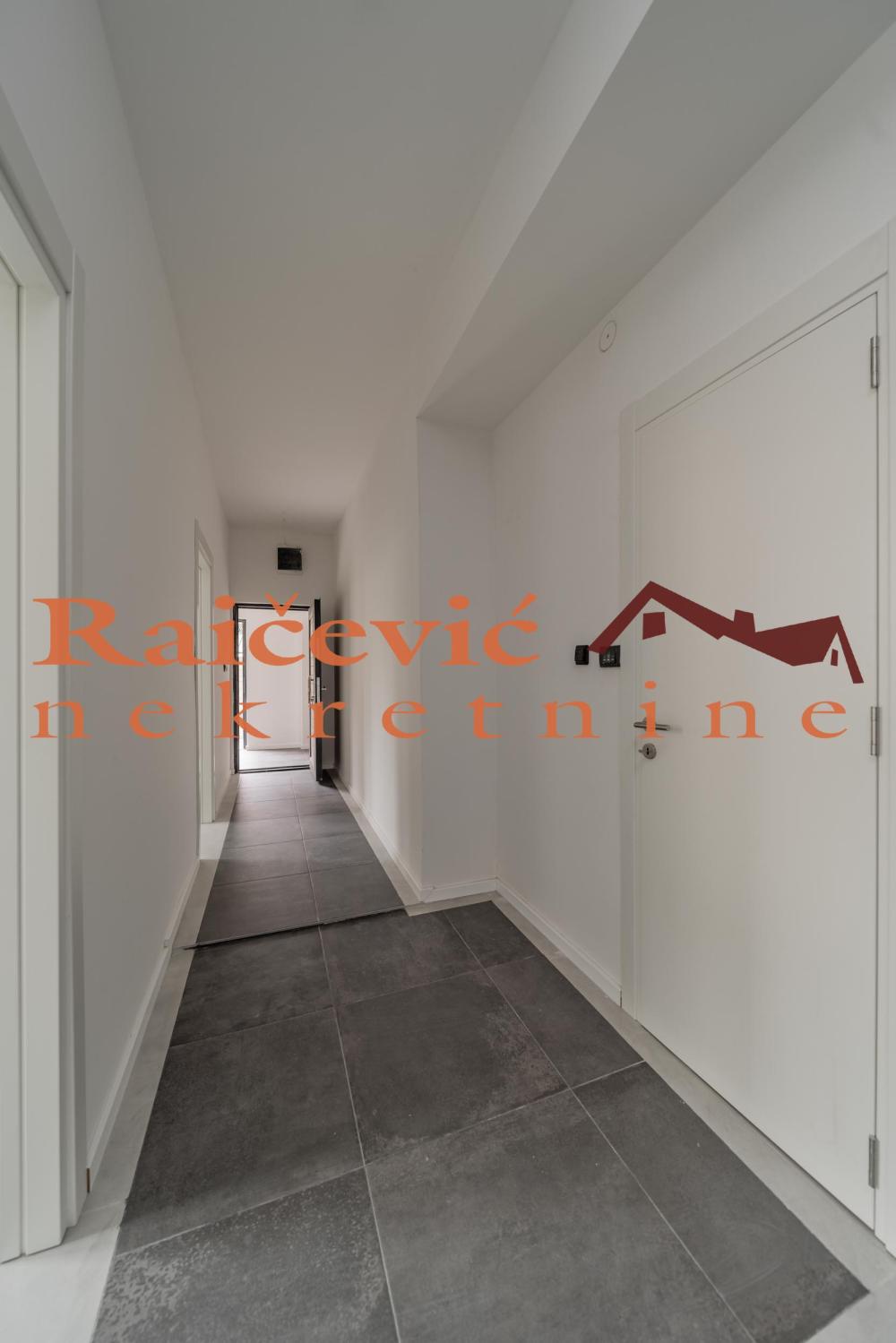 Slika 5 - Milana Rakica, Trosoban stan na prodaju, 72m2, 252.000€