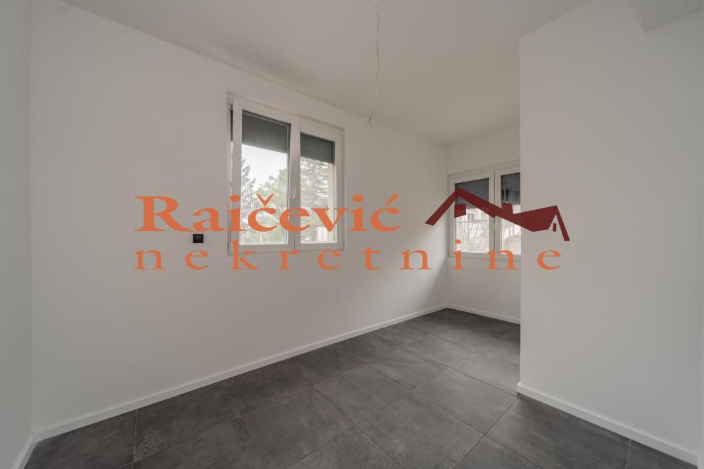 Slika 7 - Milana Rakica, Trosoban stan na prodaju, 72m2, 252.000€