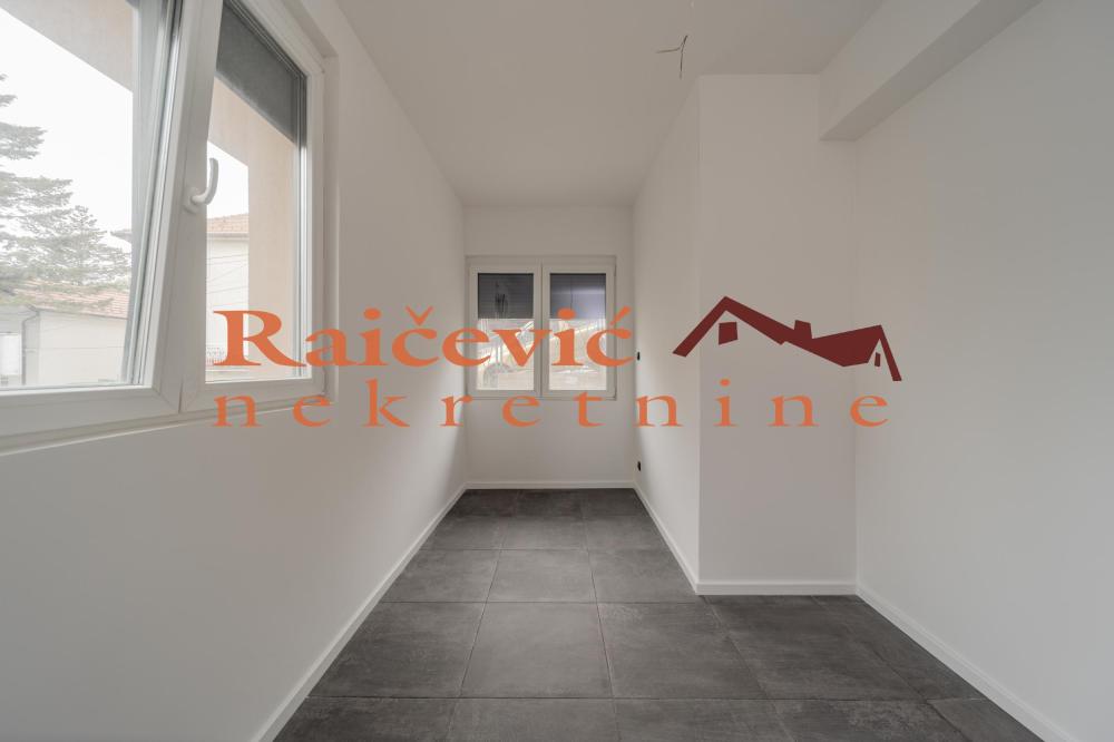 Slika 8 - Milana Rakica, Trosoban stan na prodaju, 72m2, 252.000€