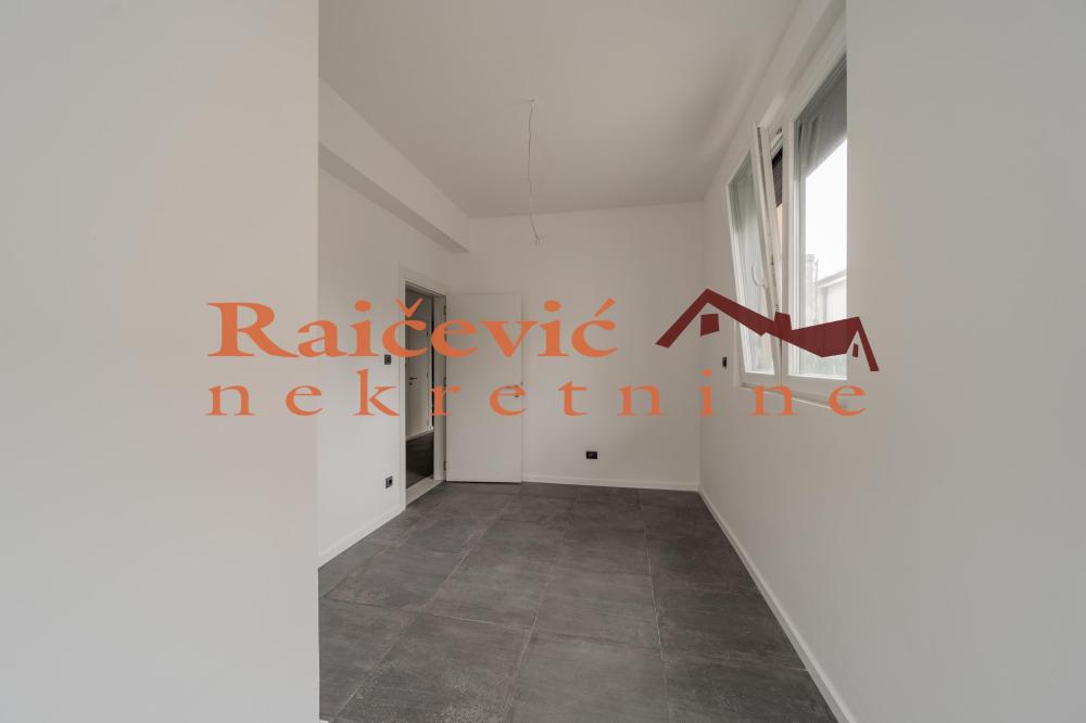 Slika 9 - Milana Rakica, Trosoban stan na prodaju, 72m2, 252.000€