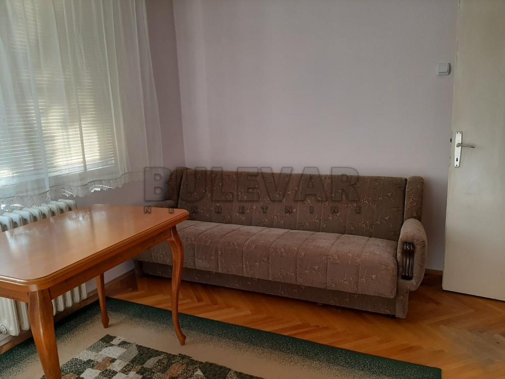 Slika 8 - Patrisa Lumumbe, Trosoban stan za izdavanje, 70m2, 350€