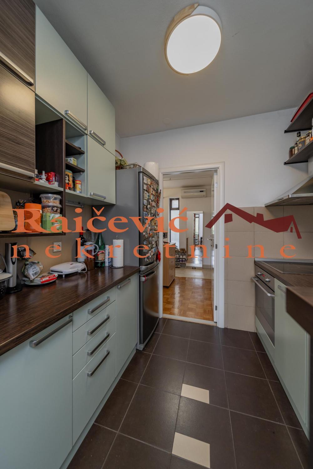 Slika 9 - Milutina Milankovica, Dvoiposoban stan na prodaju, 71m2, 219.000€