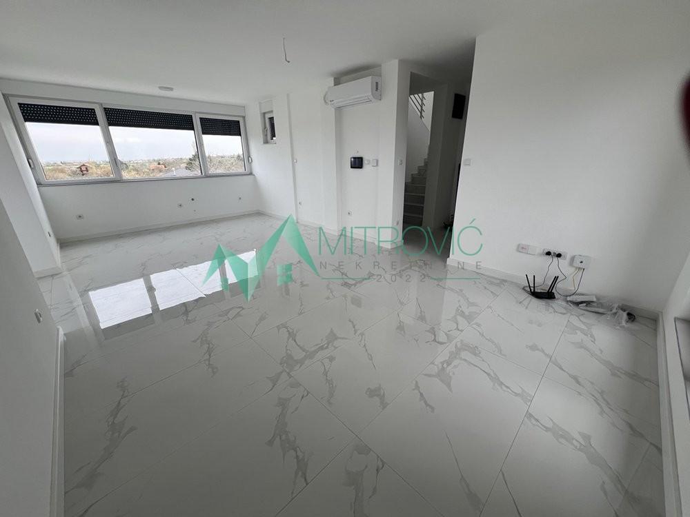 Glavna slika -Četvorosoban stan na prodaju, 100m2, 278.100€