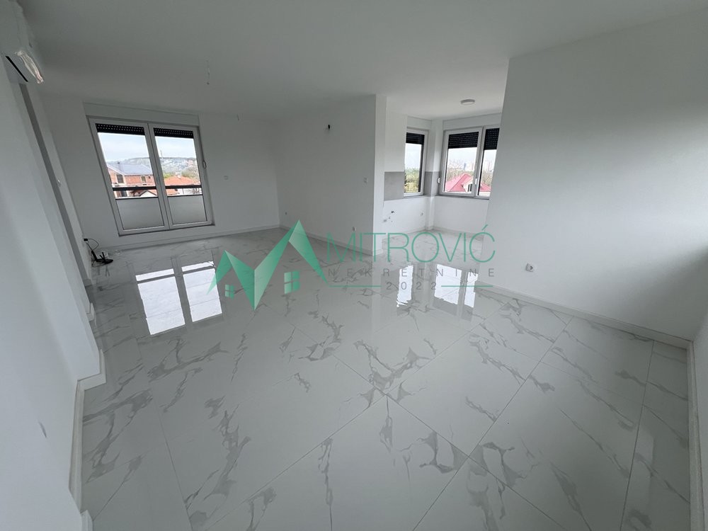 Slika 1 - Četvorosoban stan na prodaju, 100m2, 278.100€