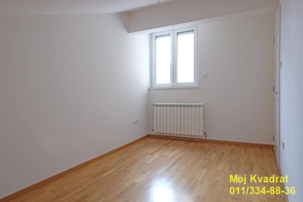 Slika 7 - Četvorosoban stan na prodaju, 165m2, 500.000€