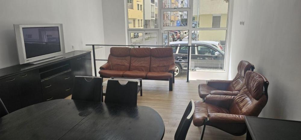 Slika 6 -  Lokal za izdavanje, 63m2, 450€